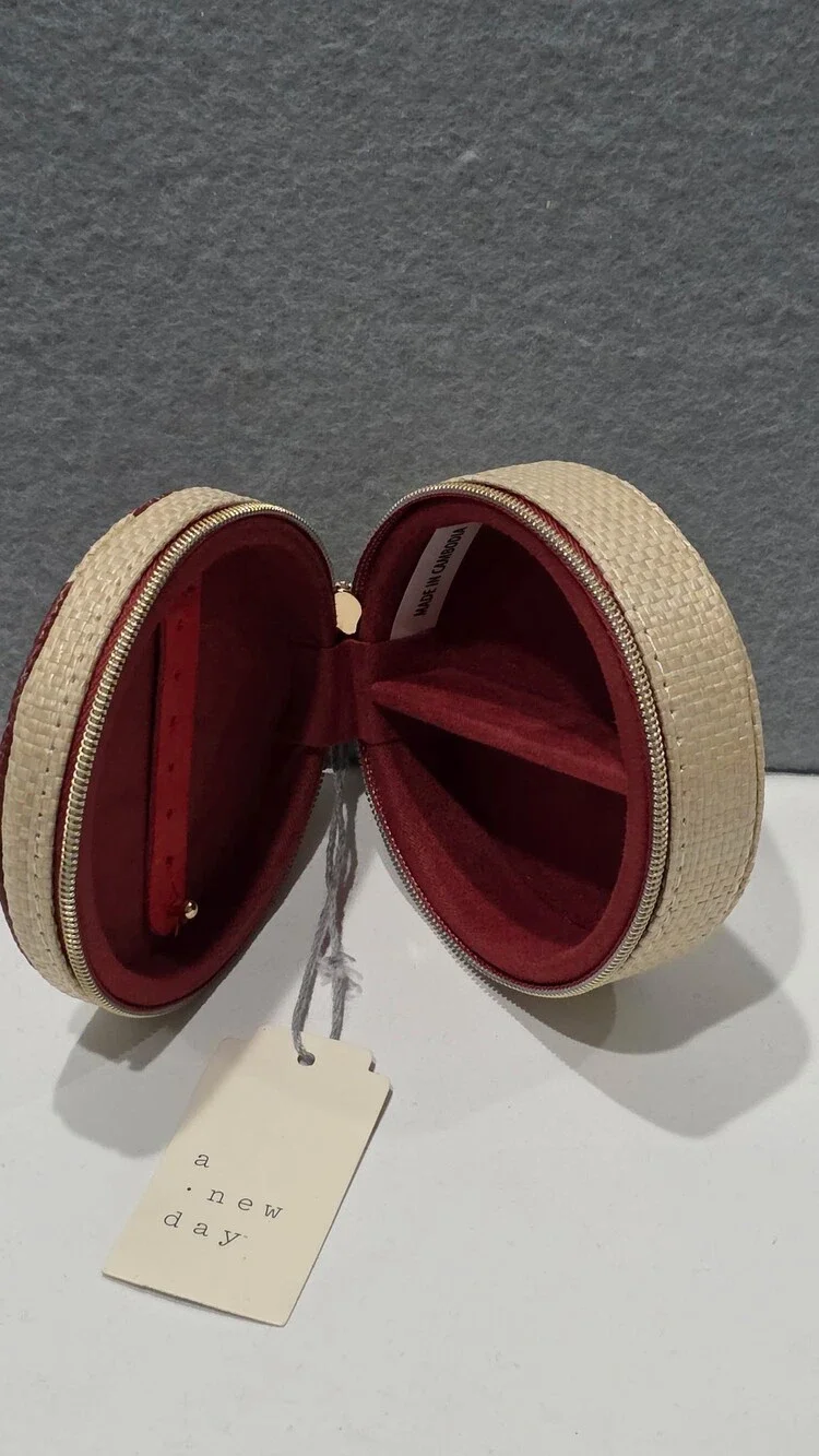A New Day Ciao Round Jewelry Case, NWT Straw Woven Travel Box
